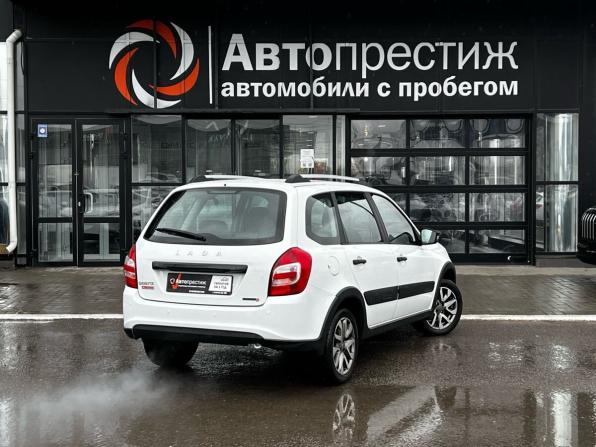 Lada (ВАЗ) Granta I Рестайлинг с пробегом 2023 года, цена 805 500 рублей, 54156 км, универсал, Автокод Объявления