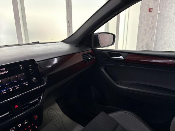 Volkswagen Polo VI с пробегом 2021 года, цена 1 535 000 рублей, 133846 км, лифтбек, Автокод Объявления