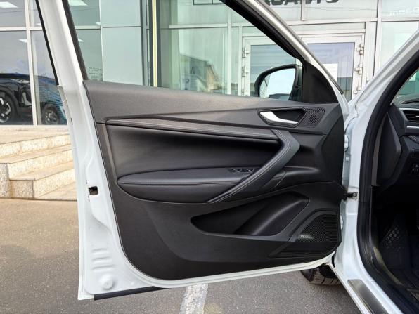 Lada (ВАЗ) Vesta I Рестайлинг (NG) с пробегом 2024 года, цена 1 299 000 рублей, 40423 км, универсал, Автокод Объявления