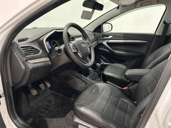 Lada (ВАЗ) Vesta I Рестайлинг (NG) с пробегом 2023 года, цена 1 229 000 рублей, 27168 км, седан, Автокод Объявления