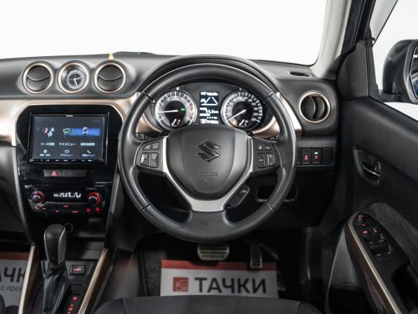 Suzuki Escudo IV Рестайлинг с пробегом 2021 года, цена 2 200 000 рублей, 37463 км, внедорожник, Автокод Объявления