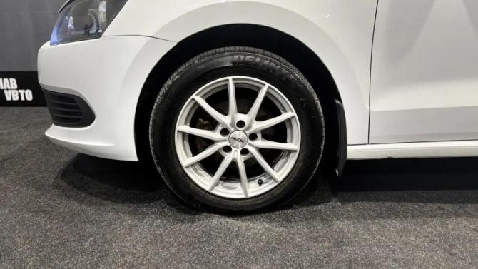 Volkswagen Polo V с пробегом 2015 года, цена 810 000 рублей, 170020 км, седан, Автокод Объявления