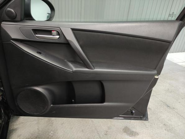 Mazda 3 II (BL) Рестайлинг с пробегом 2012 года, цена 865 000 рублей, 228900 км, седан, Автокод Объявления