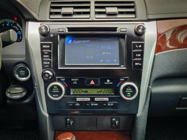 Toyota Camry VII (XV50) с пробегом 2013 года, цена 1 644 900 рублей, 270000 км, седан, Автокод Объявления