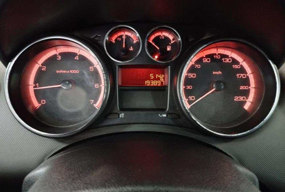 Peugeot 308 I Рестайлинг Саратов  - изображение 13