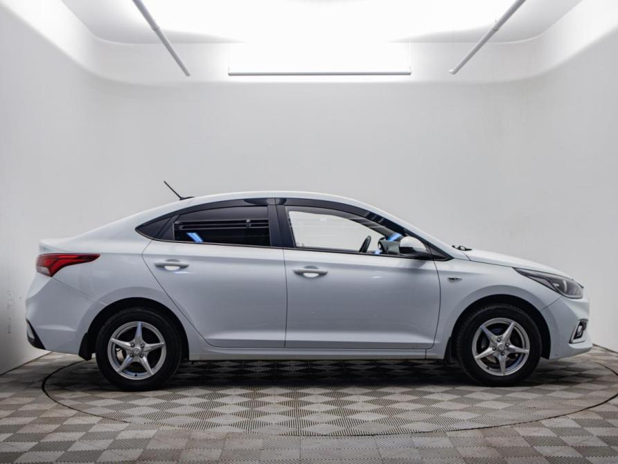 Hyundai Solaris II Москва  - изображение 6