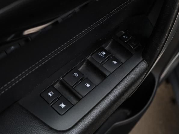 Chevrolet Captiva I Рестайлинг 2 с пробегом 2013 года, цена 1 310 000 рублей, 204351 км, внедорожник, Автокод Объявления