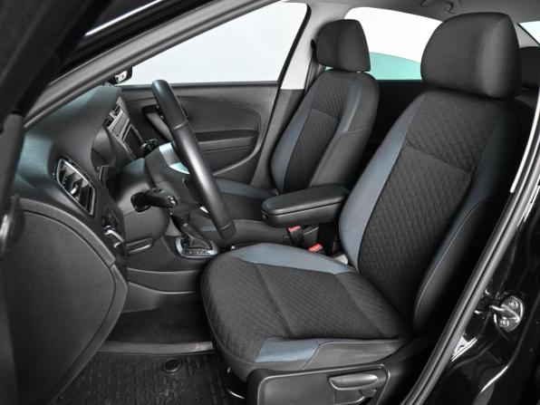 Volkswagen Polo V Рестайлинг с пробегом 2019 года, цена 1 469 000 рублей, 73810 км, седан, Автокод Объявления