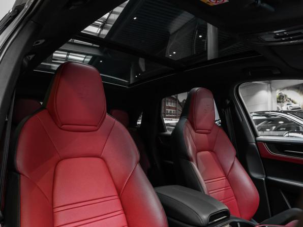 Porsche Cayenne III Рестайлинг с пробегом 2025 года, цена 17 500 000 рублей, 668 км, внедорожник, Автокод Объявления