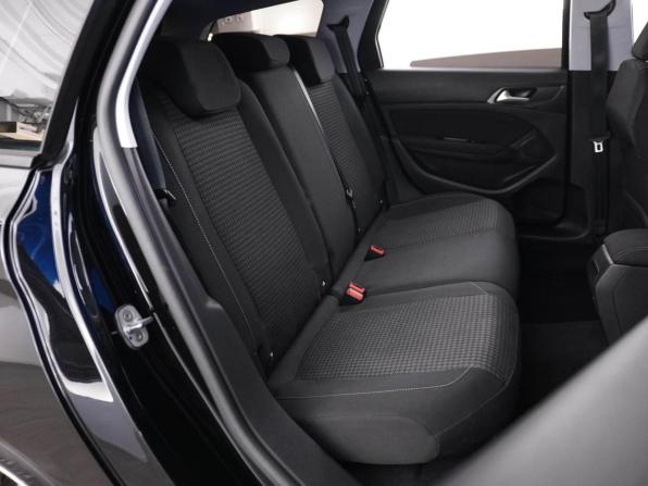 Peugeot 308 II Рестайлинг с пробегом 2020 года, цена 1 549 077 рублей, 143814 км, универсал, Автокод Объявления