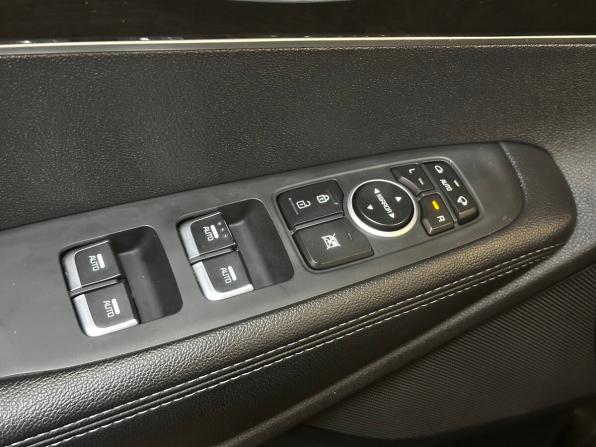Kia Sorento III Prime с пробегом 2017 года, цена 2 330 000 рублей, 129735 км, внедорожник, Автокод Объявления