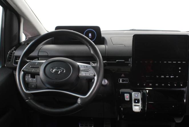 Hyundai Staria I с пробегом 2022 года, цена 4 950 000 рублей, 51440 км, минивэн, Автокод Объявления