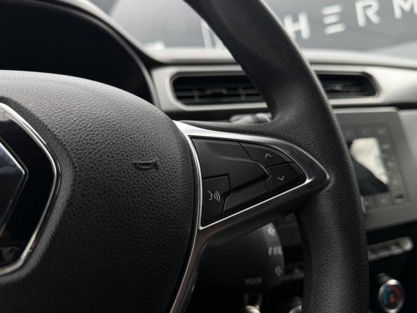 Renault Arkana I с пробегом 2020 года, цена 1 449 000 рублей, 98270 км, внедорожник, Автокод Объявления