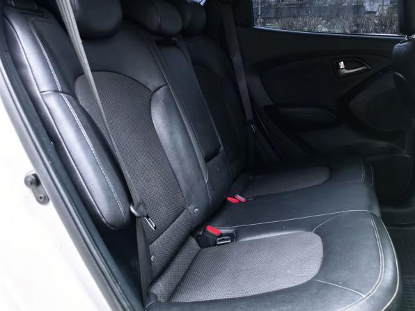 Hyundai ix35 I Рестайлинг с пробегом 2013 года, цена 1 329 000 рублей, 170000 км, внедорожник, Автокод Объявления