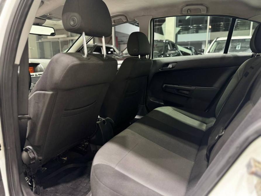 Opel Astra H Рестайлинг Ростов-на-Дону  - изображение 14
