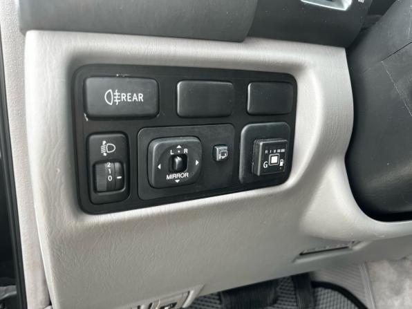 Toyota Land Cruiser 100 Series Рестайлинг 2 с пробегом 2006 года, цена 1 800 000 рублей, 510000 км, внедорожник, Автокод Объявления
