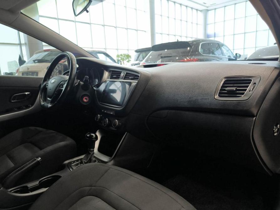 Kia Ceed II Рестайлинг Казань  - изображение 13