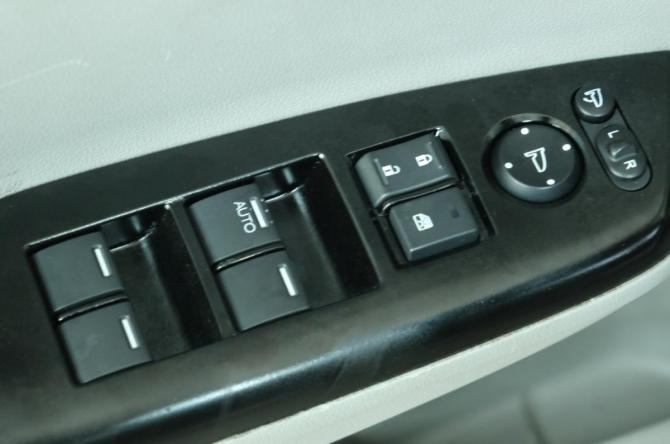Honda Civic IX с пробегом 2012 года, цена 1 279 000 рублей, 169000 км, седан, Автокод Объявления