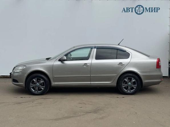 Skoda Octavia II (A5) Рестайлинг с пробегом 2011 года, цена 1 060 000 рублей, 73949 км, лифтбек, Автокод Объявления