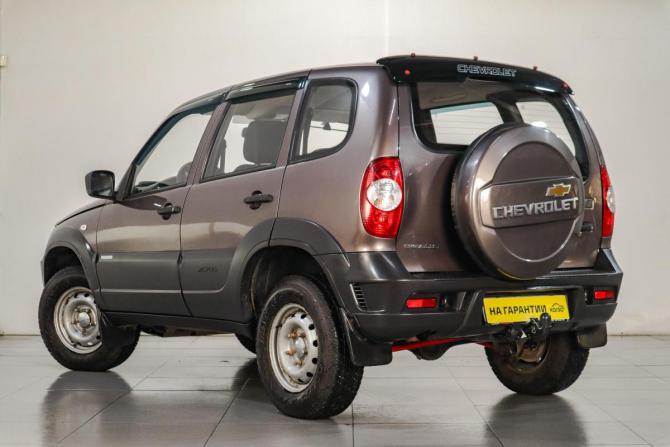 Chevrolet Niva I Рестайлинг с пробегом 2014 года, цена 649 000 рублей, 102500 км, внедорожник, Автокод Объявления