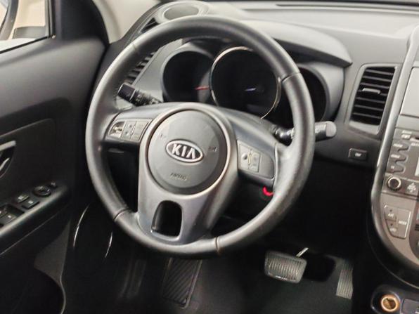 Kia Soul I с пробегом 2011 года, цена 789 000 рублей, 203534 км, хэтчбек, Автокод Объявления