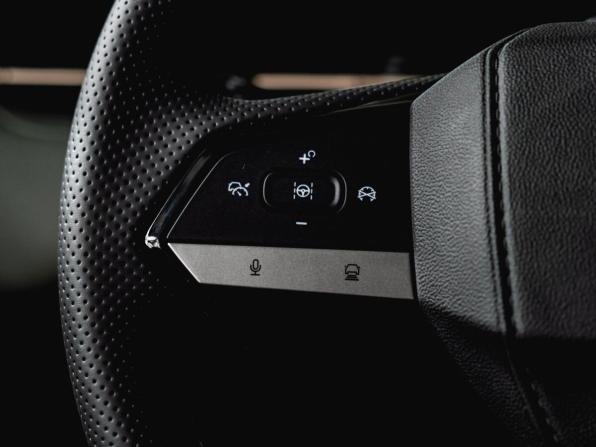 Changan Lamore с пробегом 2024 года, цена 2 650 000 рублей, 19 км, седан, Автокод Объявления