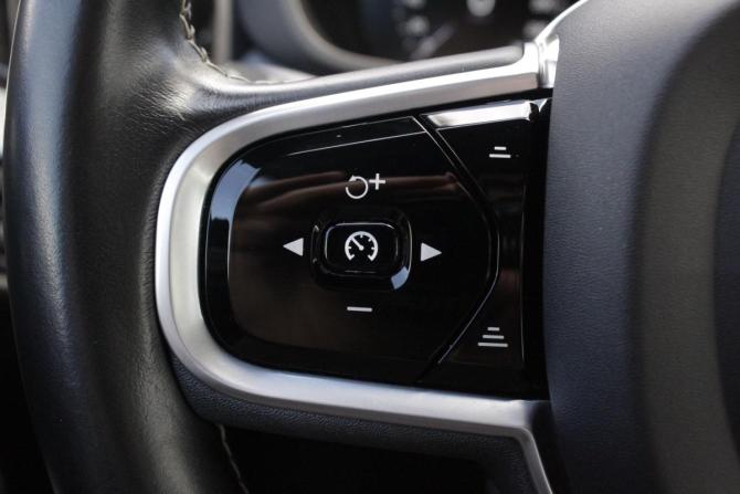 Volvo XC60 II с пробегом 2021 года, цена 3 890 000 рублей, 167911 км, внедорожник, Автокод Объявления