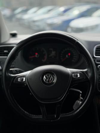 Volkswagen Polo V Рестайлинг с пробегом 2017 года, цена 1 085 300 рублей, 106616 км, седан, Автокод Объявления