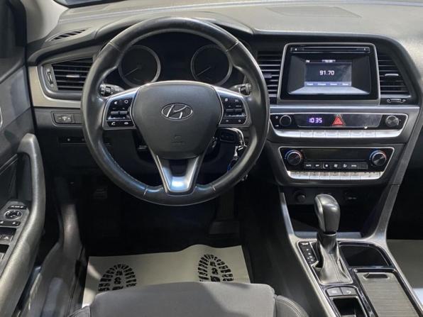 Hyundai Sonata VII (LF) Рестайлинг с пробегом 2017 года, цена 1 755 000 рублей, 94487 км, седан, Автокод Объявления