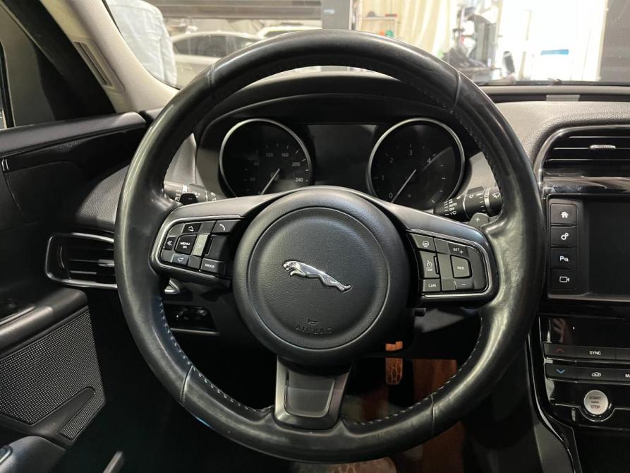 Jaguar XE I Пермь  - изображение 16