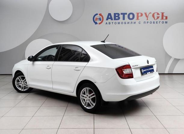 Skoda Rapid I Рестайлинг с пробегом 2018 года, цена 999 000 рублей, 123406 км, лифтбек, Автокод Объявления