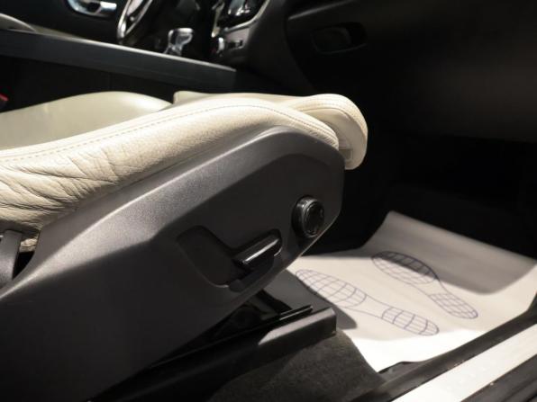 Volvo XC60 II с пробегом 2019 года, цена 2 808 000 рублей, 201346 км, внедорожник, Автокод Объявления