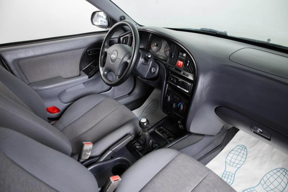 Hyundai Elantra III (XD2) Рестайлинг Пермь  - изображение 11