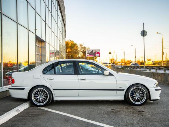 BMW 5 серии IV (E39) Рестайлинг с пробегом 2000 года, цена 1 868 000 рублей, 125695 км, седан, Автокод Объявления