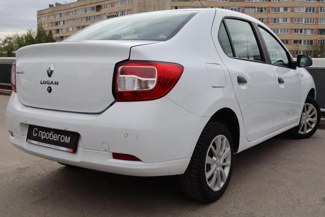 Renault Logan II Рестайлинг с пробегом 2019 года, цена 889 000 рублей, 117000 км, седан, Автокод Объявления