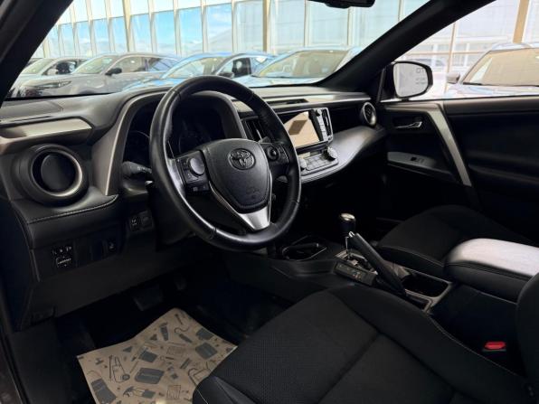 Toyota RAV4 IV (XA40) Рестайлинг с пробегом 2019 года, цена 2 700 000 рублей, 128500 км, внедорожник, Автокод Объявления