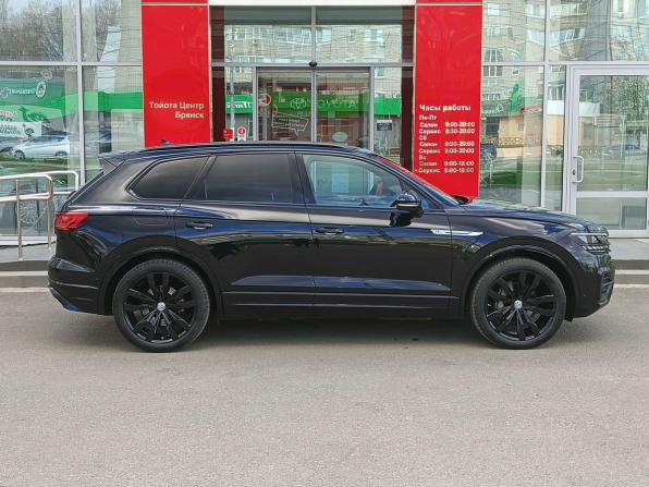 Volkswagen Touareg III с пробегом 2020 года, цена 7 090 000 рублей, 65145 км, внедорожник, Автокод Объявления