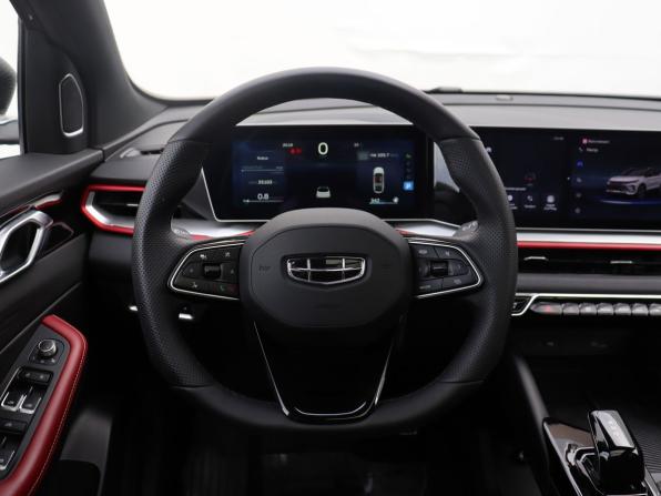 Geely Coolray I Рестайлинг с пробегом 2024 года, цена 2 100 000 рублей, 35086 км, внедорожник, Автокод Объявления
