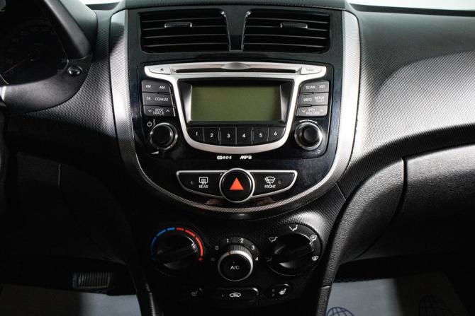 Hyundai Solaris I с пробегом 2011 года, цена 599 000 рублей, 153000 км, седан, Автокод Объявления