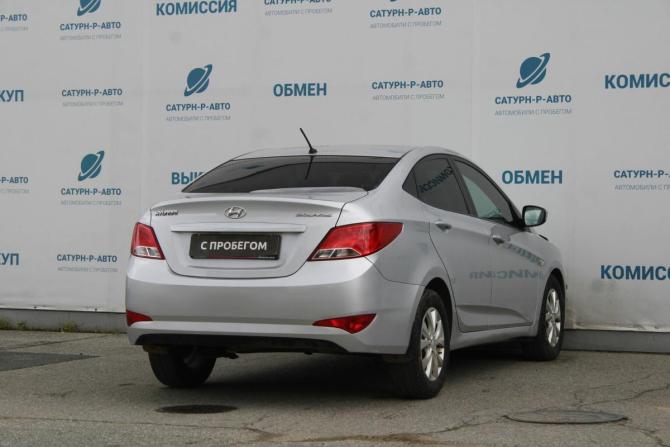 Hyundai Solaris I Рестайлинг с пробегом 2015 года, цена 990 000 рублей, 109000 км, седан, Автокод Объявления