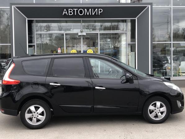 Renault Scenic III с пробегом 2011 года, цена 1 029 000 рублей, 205030 км, компактвэн, Автокод Объявления