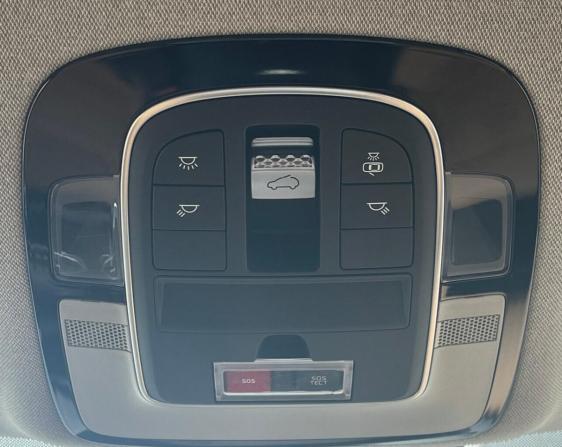 Hyundai Santa Fe IV Рестайлинг с пробегом 2023 года, цена 3 957 000 рублей, 69715 км, внедорожник, Автокод Объявления