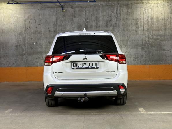 Mitsubishi Outlander III Рестайлинг 2 с пробегом 2017 года, цена 1 990 000 рублей, 117569 км, внедорожник, Автокод Объявления