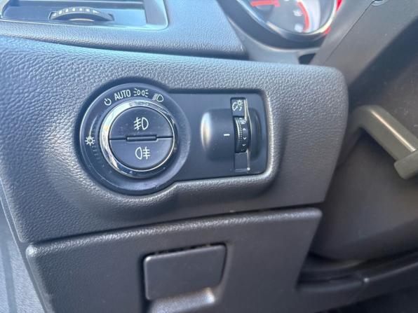 Opel Astra J с пробегом 2012 года, цена 609 000 рублей, 245812 км, универсал, Автокод Объявления