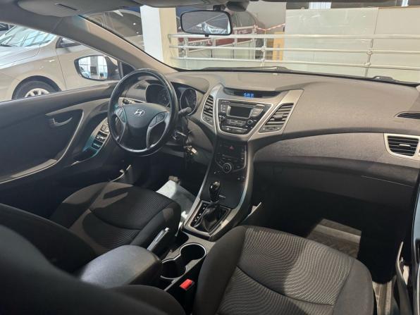 Hyundai Elantra V (MD) Рестайлинг с пробегом 2015 года, цена 1 299 000 рублей, 95666 км, седан, Автокод Объявления