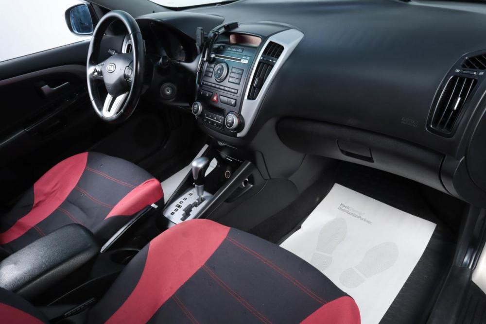 Kia Ceed I Рестайлинг Челябинск  - изображение 11
