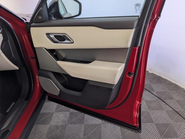 Land Rover Range Rover Velar I с пробегом 2018 года, цена 4 565 000 рублей, 65044 км, внедорожник, Автокод Объявления