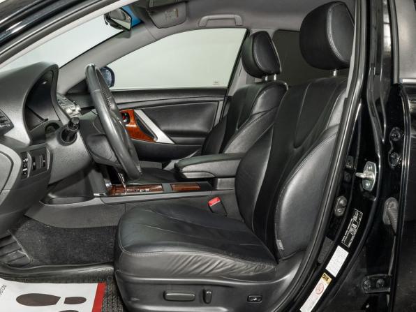 Toyota Camry VI (XV40) Рестайлинг с пробегом 2011 года, цена 1 470 000 рублей, 196000 км, седан, Автокод Объявления