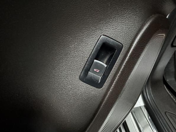 Volkswagen Touareg II с пробегом 2013 года, цена 2 000 000 рублей, 254517 км, внедорожник, Автокод Объявления