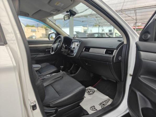 Mitsubishi Outlander III Рестайлинг с пробегом 2014 года, цена 1 299 000 рублей, 244877 км, внедорожник, Автокод Объявления
